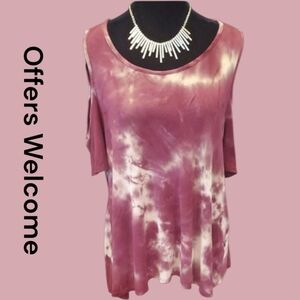 Maroon Tie Dye Boho Top with Cut Out Shoulder Details. Size Medium.